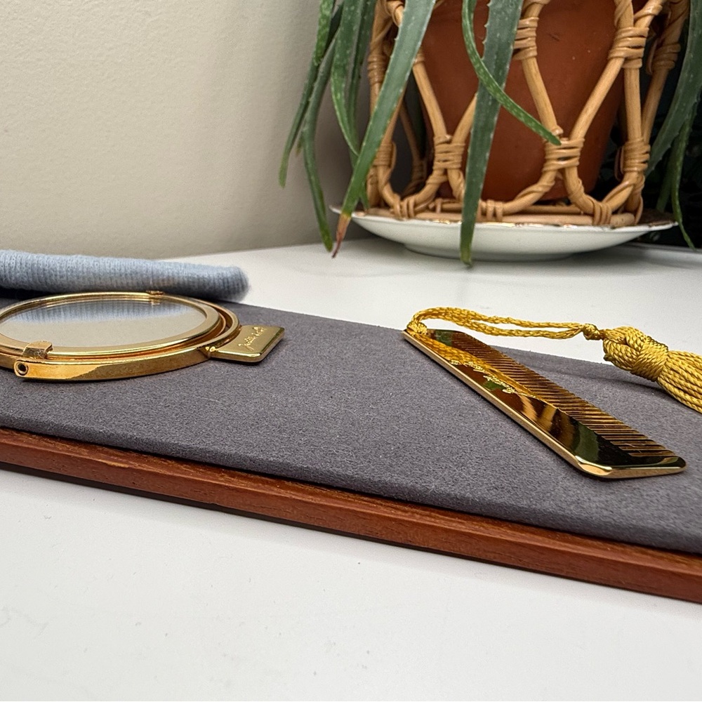 Judith Leiber Vintage Gold Tone Mirror & Comb Vanity Set Italy w/ Pouch - Picture 3 of 9